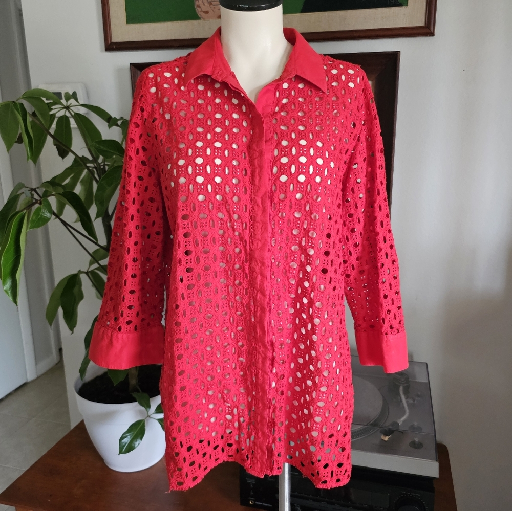 Foxcroft NYC Cotton Red Eyelet Summer Quarter Sleeve Button-down Shirt Size 12